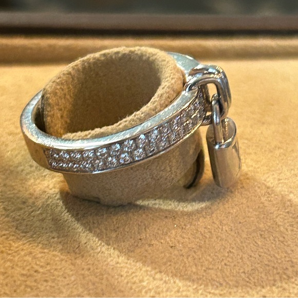 Louis Vuitton Berg Lockit Ring K18Wg Diamond #52 Size 6 - Picture 6 of 11